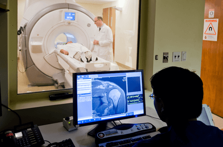 اهمیت و ضرورت استفاده از دستگاه MRI اهمیت و ضرورت استفاده از دستگاه MRI
